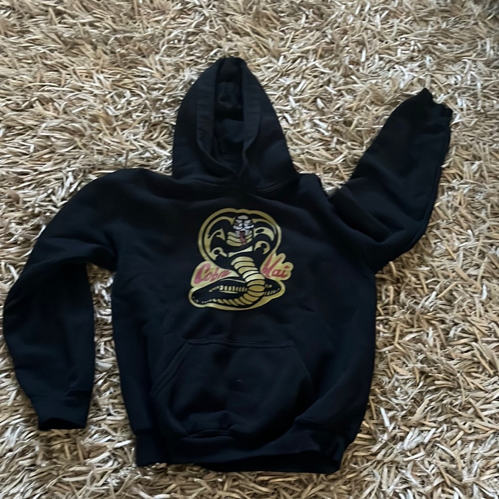 Gildan Heavy Blend Cobra Kai Medium kids sweatshirt.
